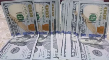 استقرار سعر الدولار مقابل الدينار العراقي في الأسواق الموازية اليوم الأحد